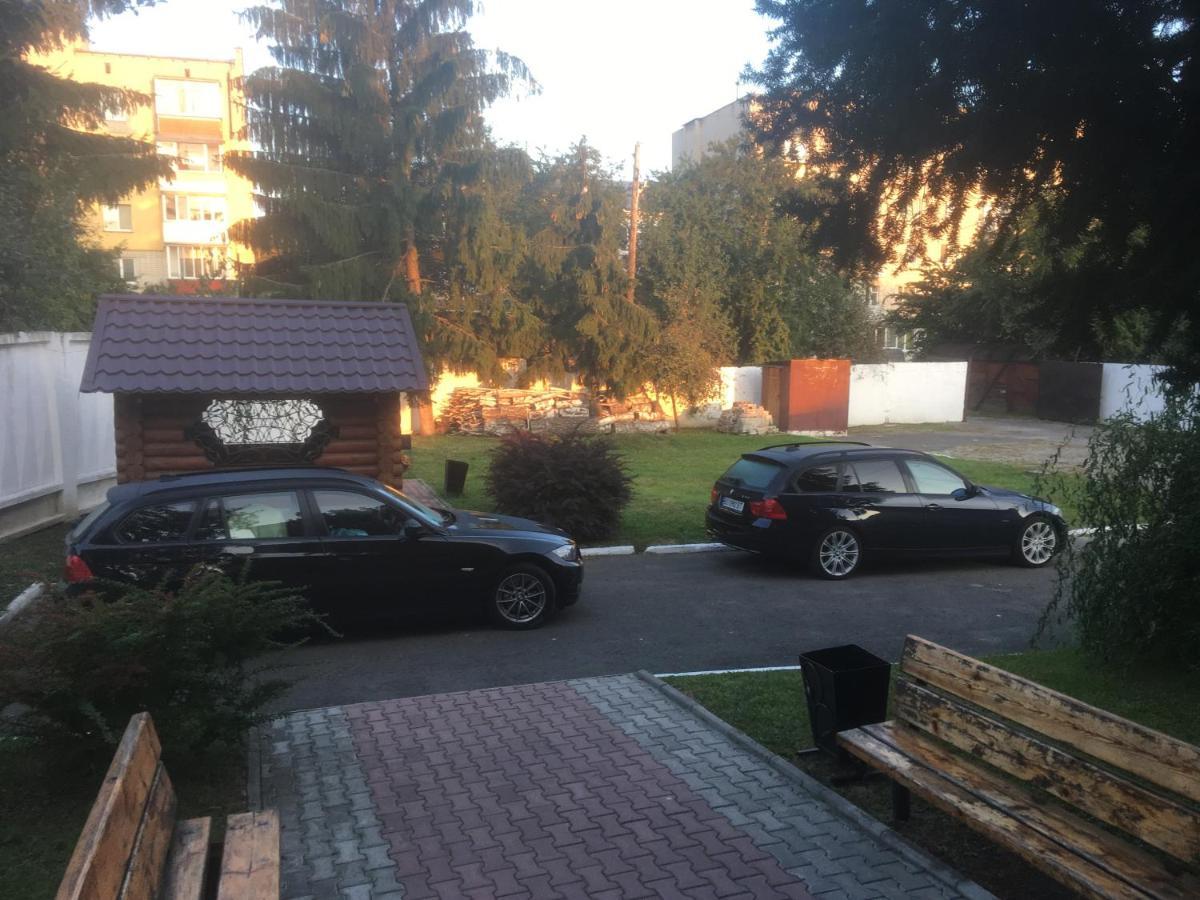 mini-hotel Neptun Riwne Exterior foto