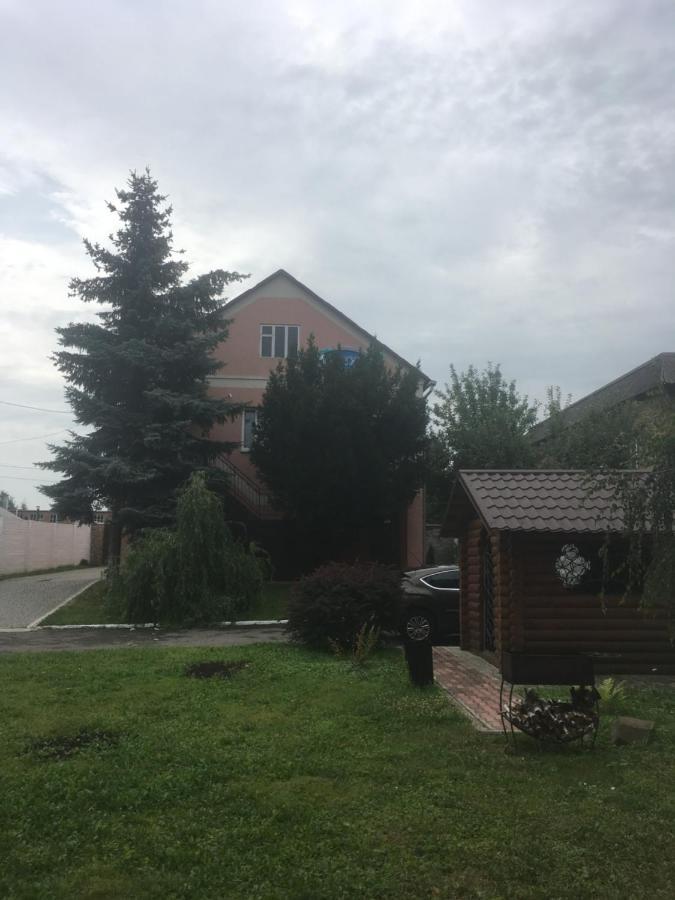 mini-hotel Neptun Riwne Exterior foto